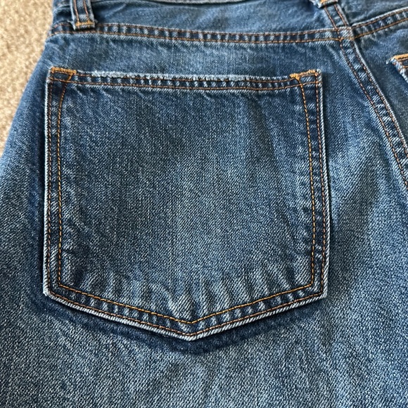 Abercrombie High Rise Short - Picture 3 of 5